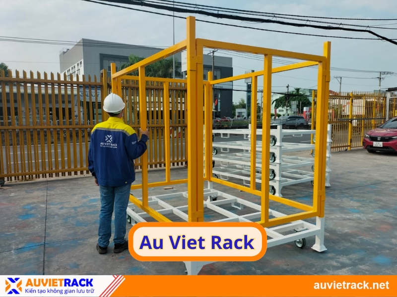 Đơn vị sản xuất Pallet sắt Au Viet Rack 